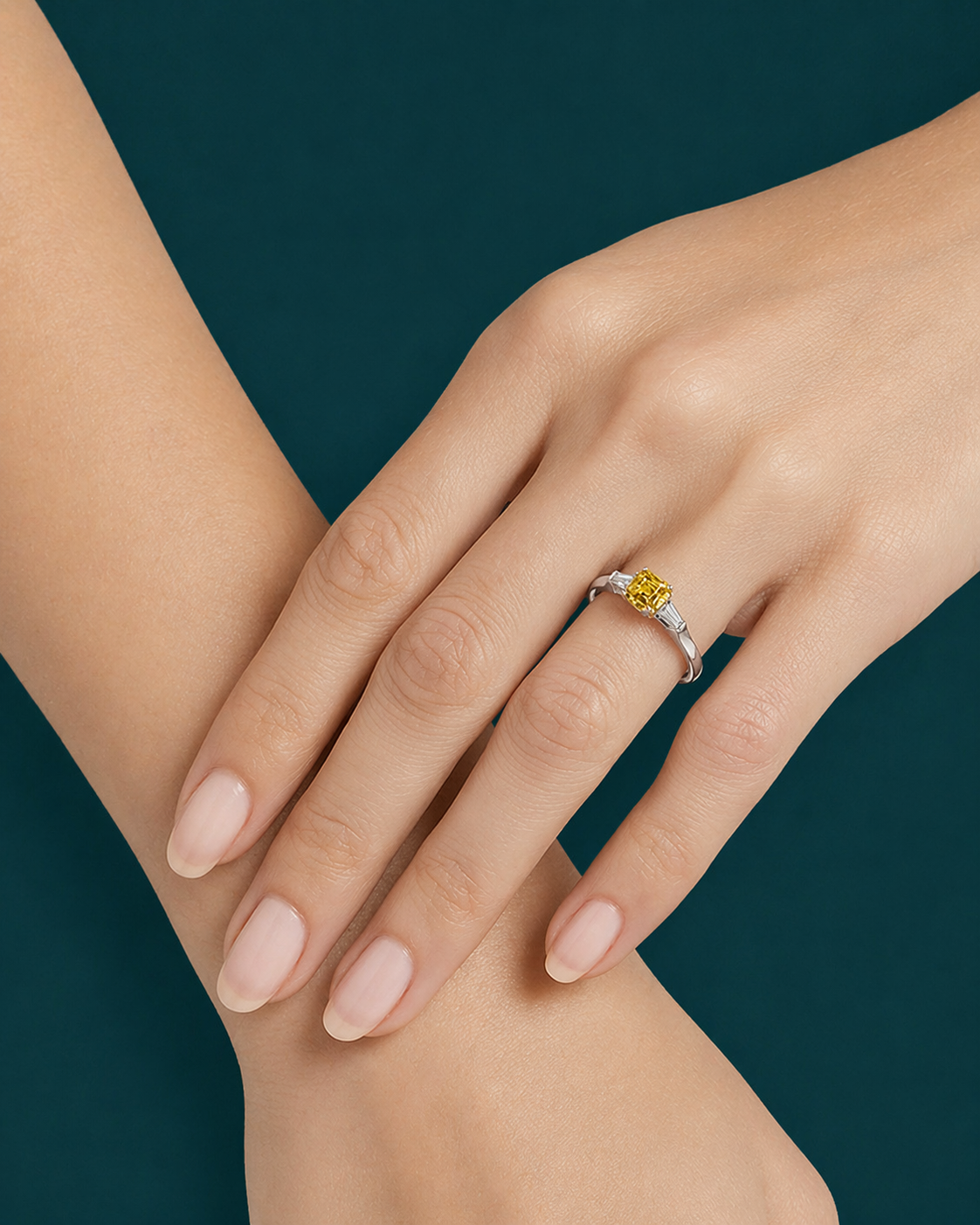 1.0 Carat Asscher Cut Fancy Vivid Yellow Lab Diamond Ring – Baguette Sides, 18K Gold | IGI Certified