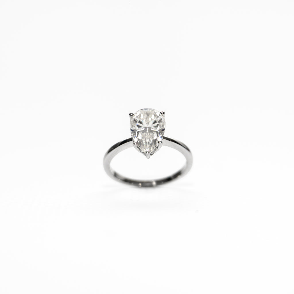 Astaréa Lunéa Oval Ring