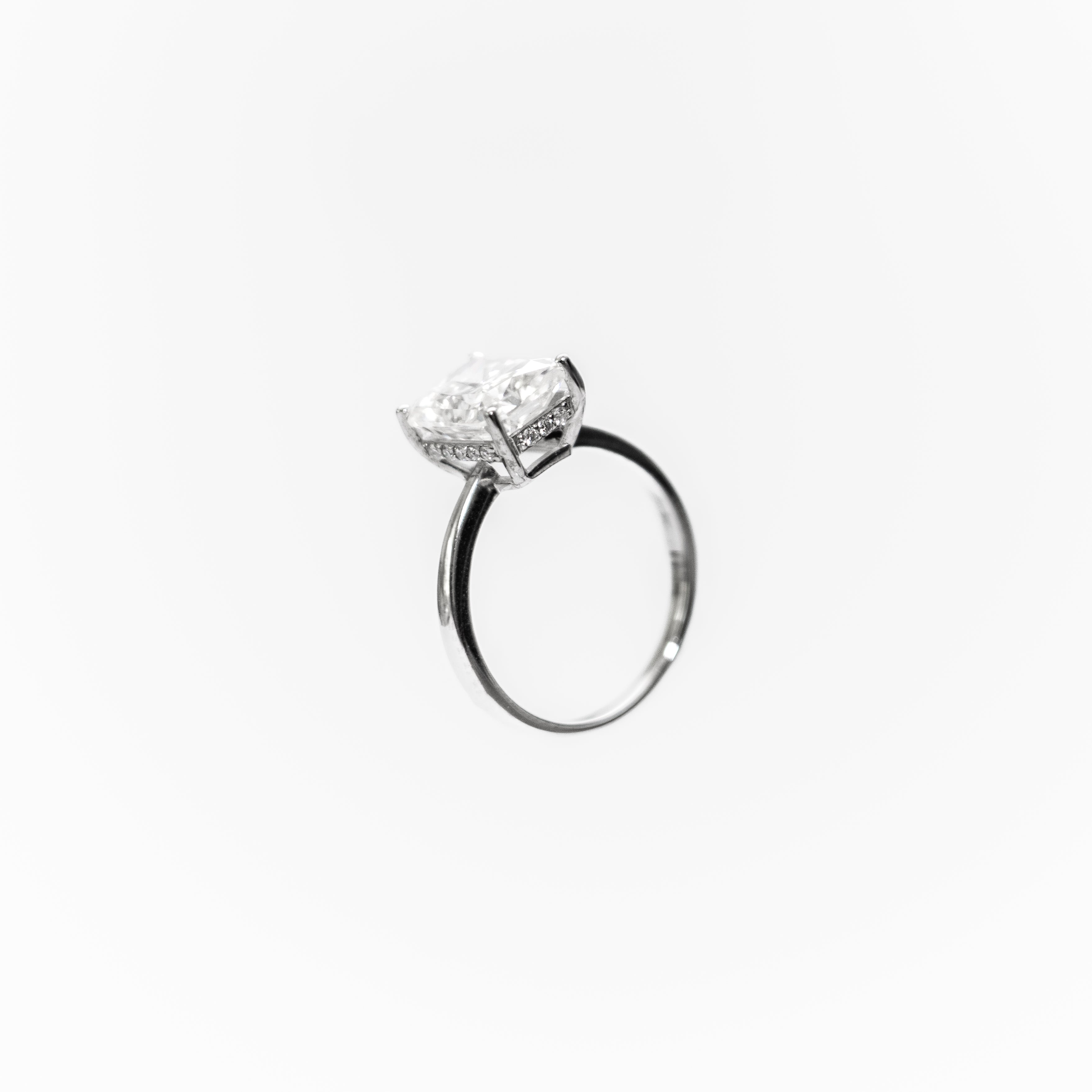 Astaréa Solaris Radiant Ring