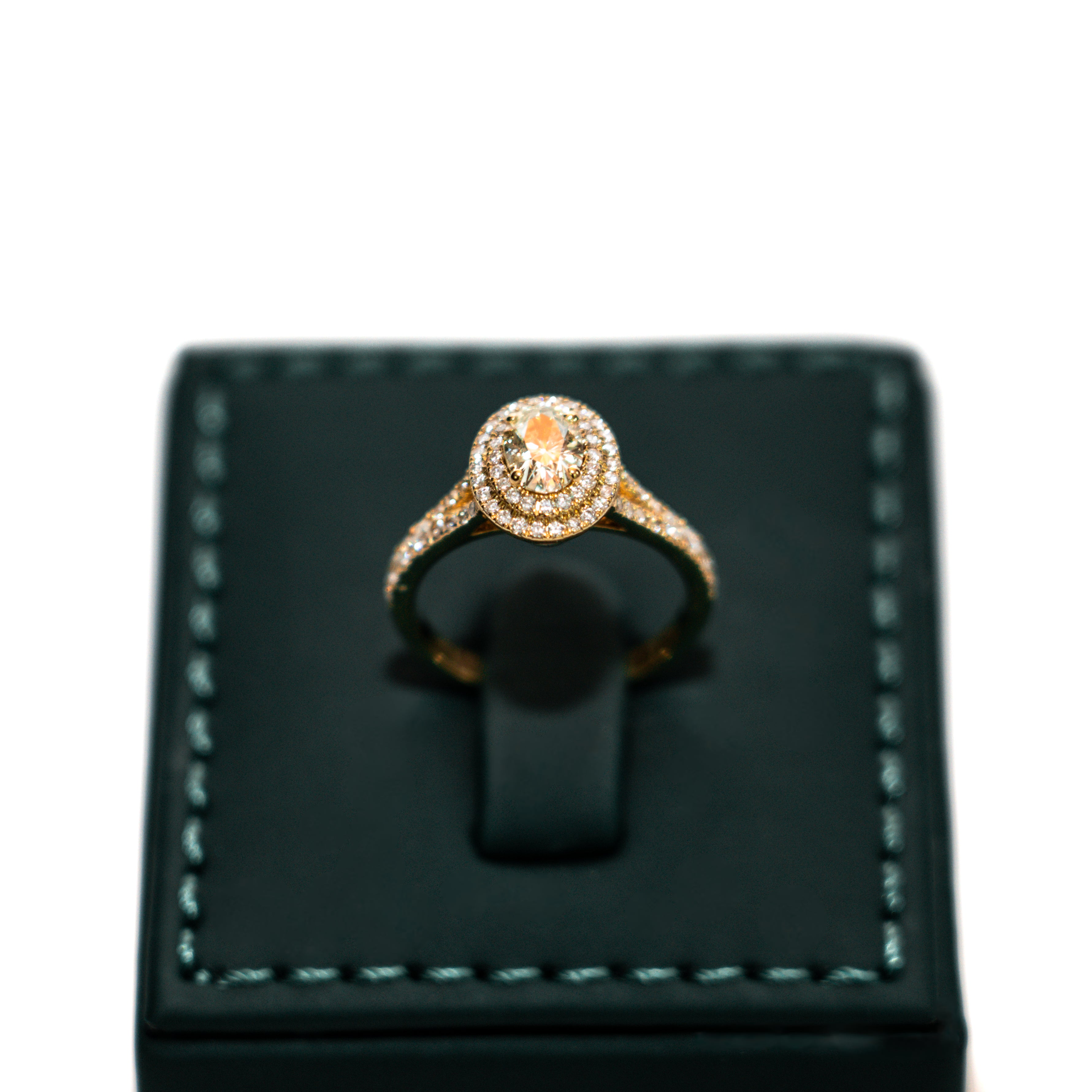 Imperium Soleil Oval Ring