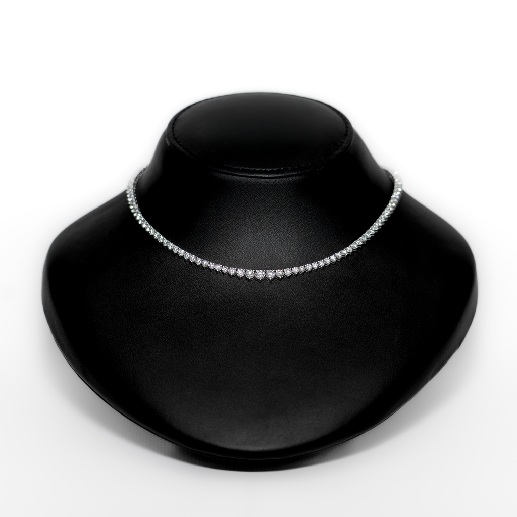 Essentia Graduee Diamond Necklace