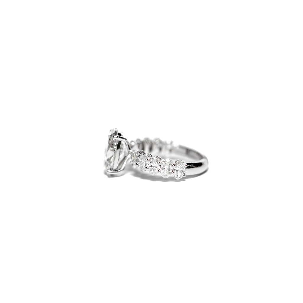 Imperium Oval Diamond Ring