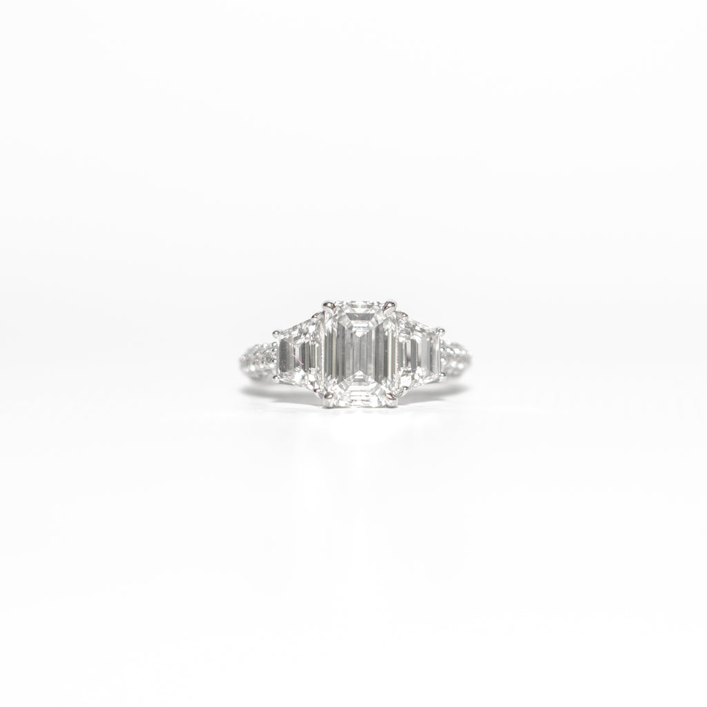 Imperium Emerald Diamond Ring