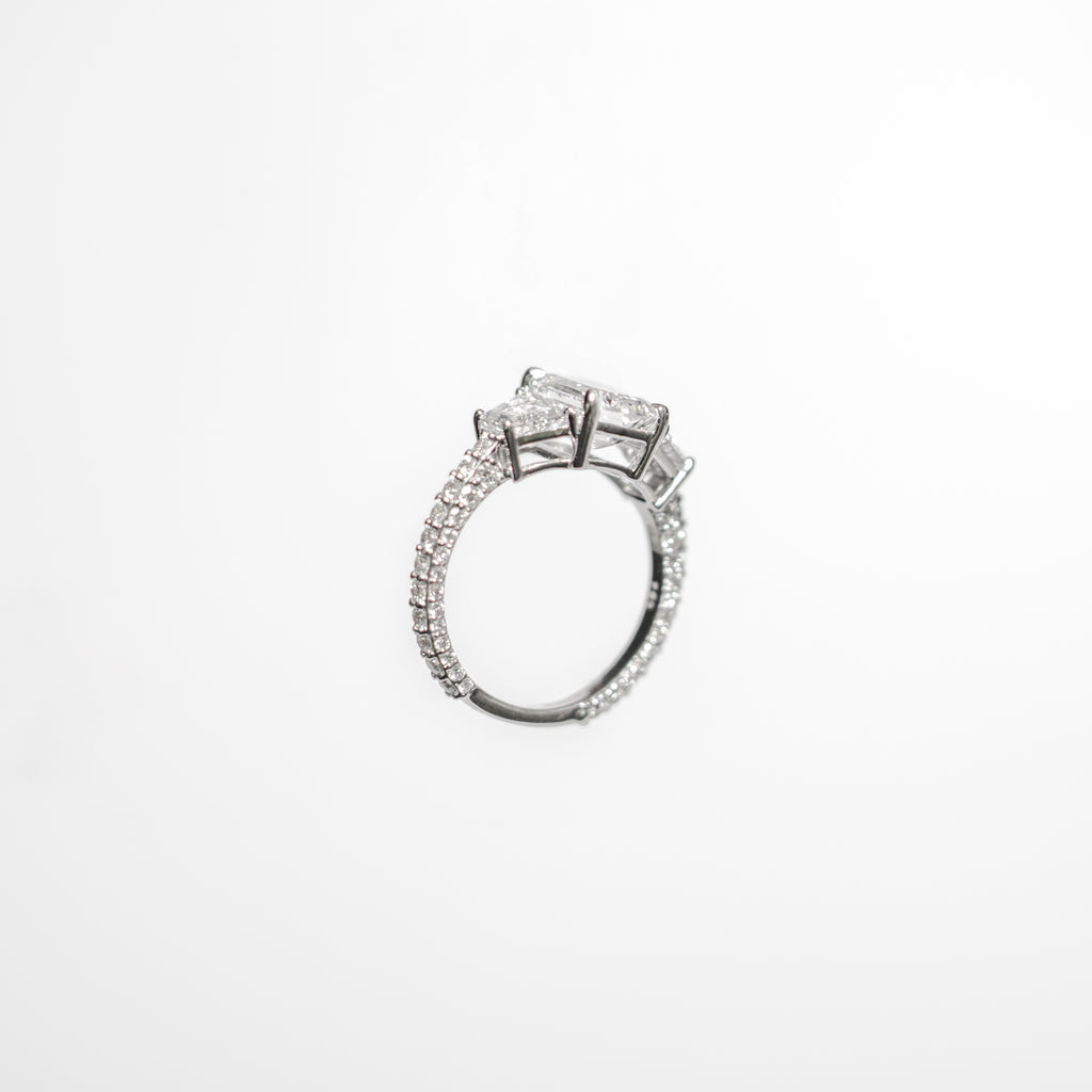 Imperium Emerald Diamond Ring