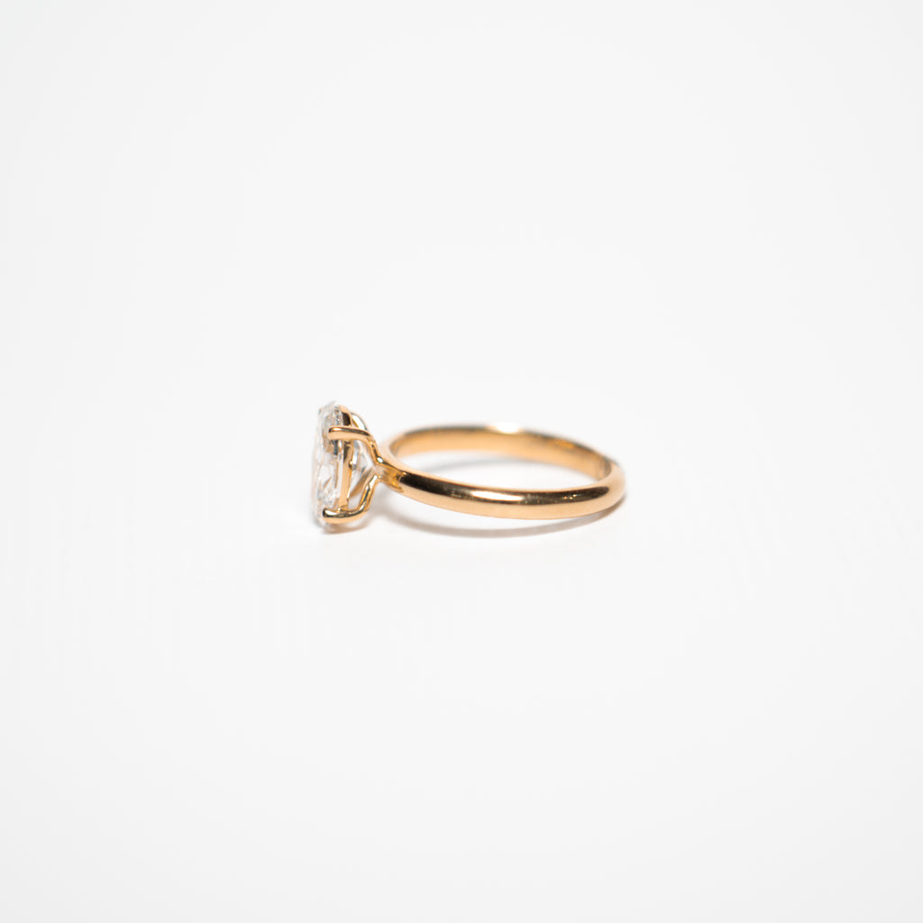 Aurora Oval Diamond Ring