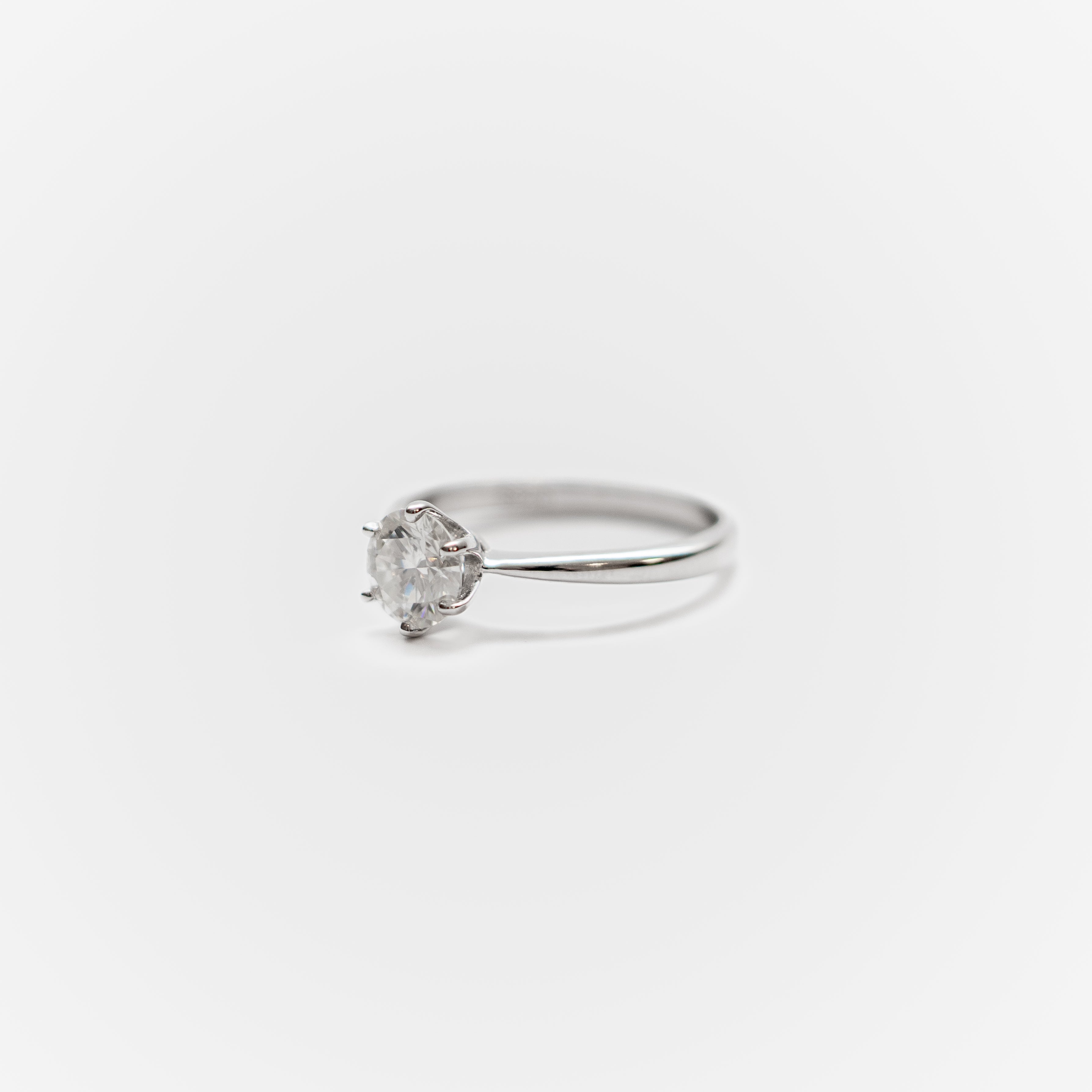 Astaréa Solaris Round Ring