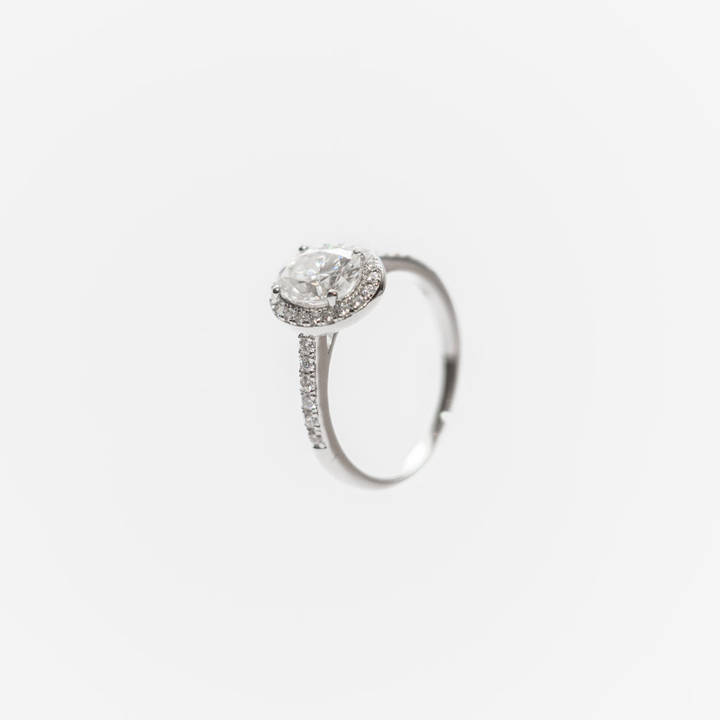 Astaréa Solaris Halo Oval Ring