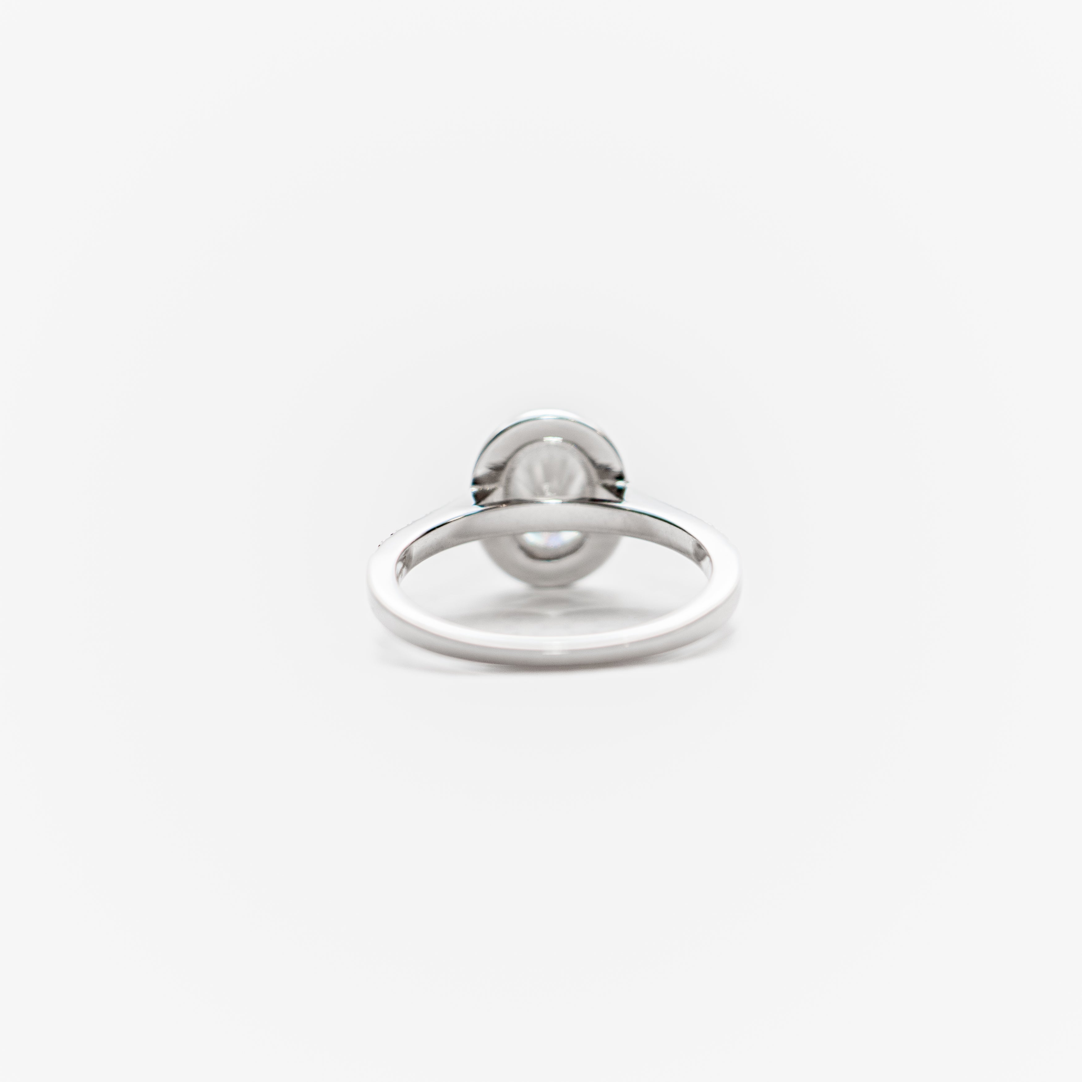 Astaréa Solaris Halo Oval Ring