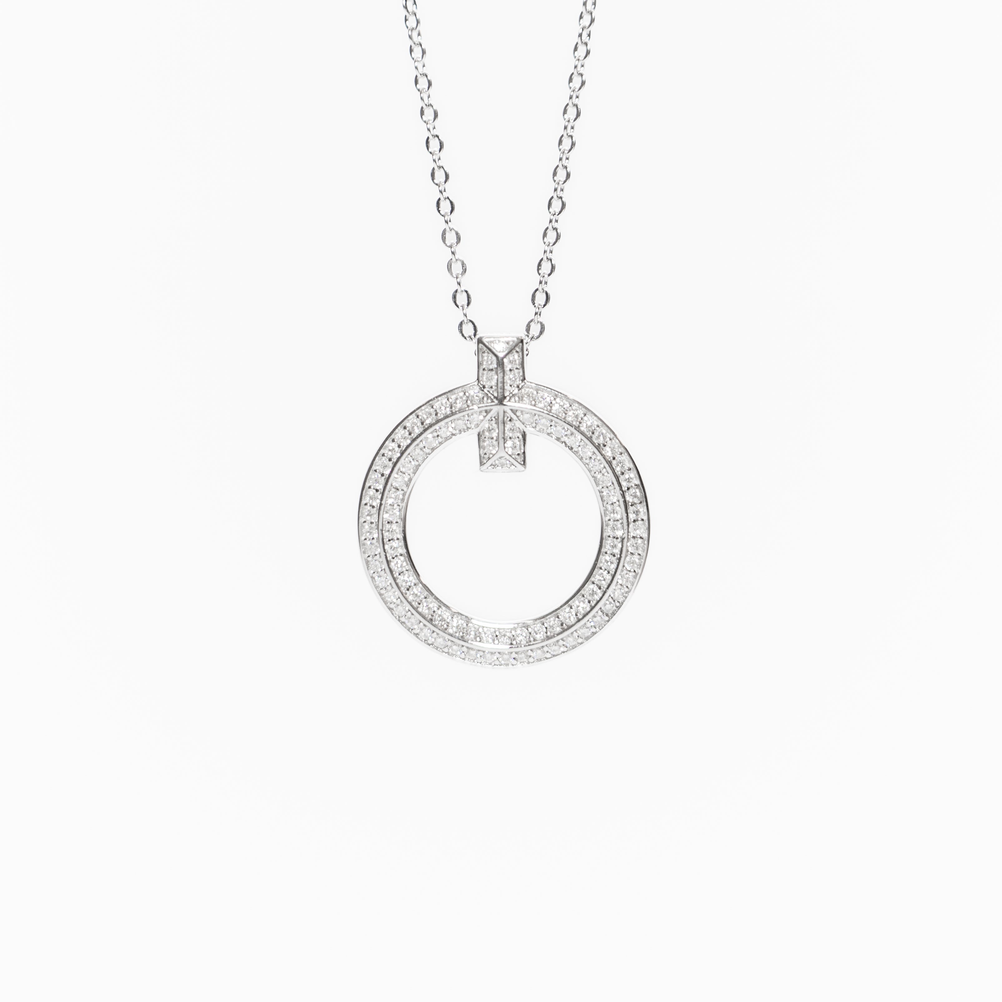 Astaréa Lunéa Aura Circle Pendant