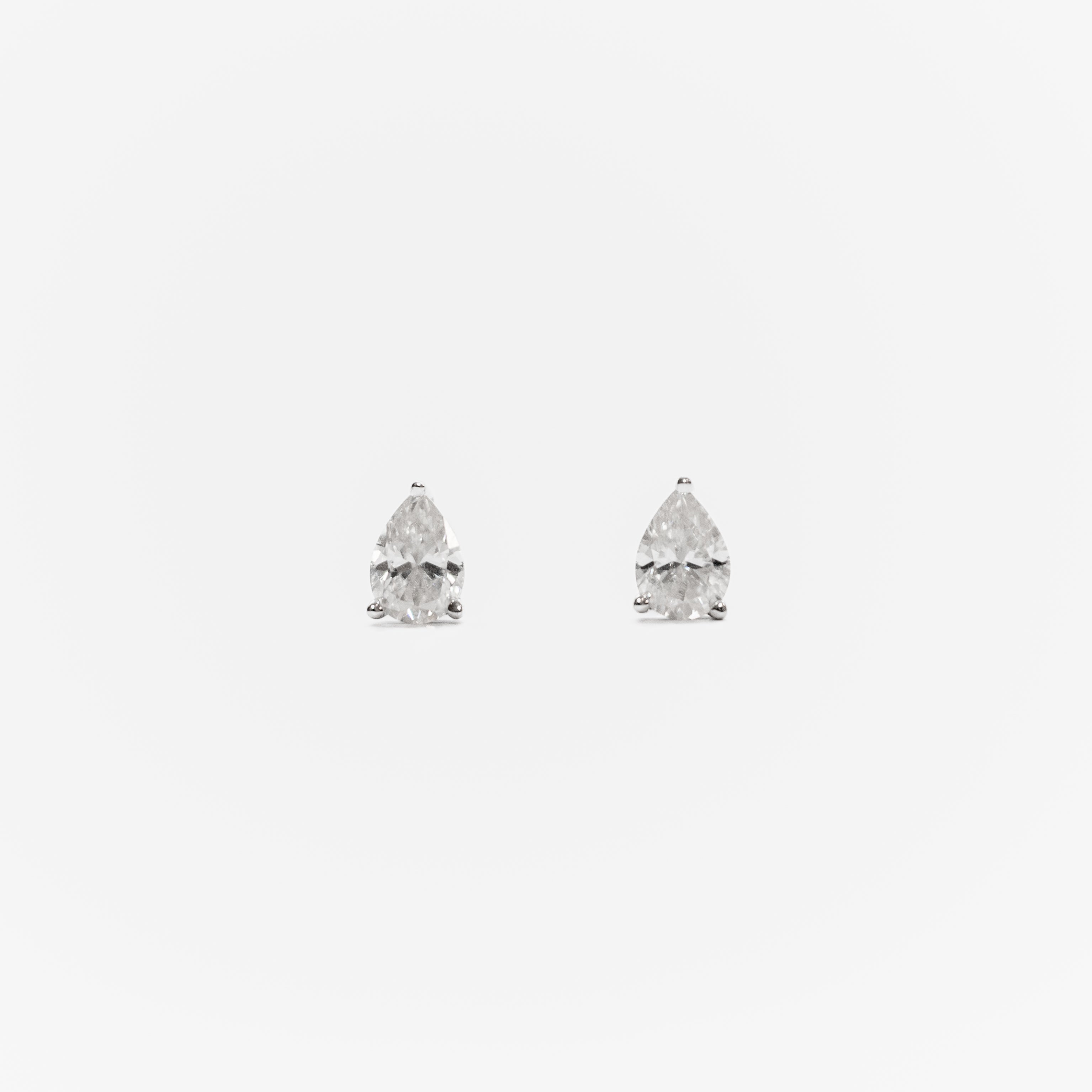 Astaréa Petite Pear Studs