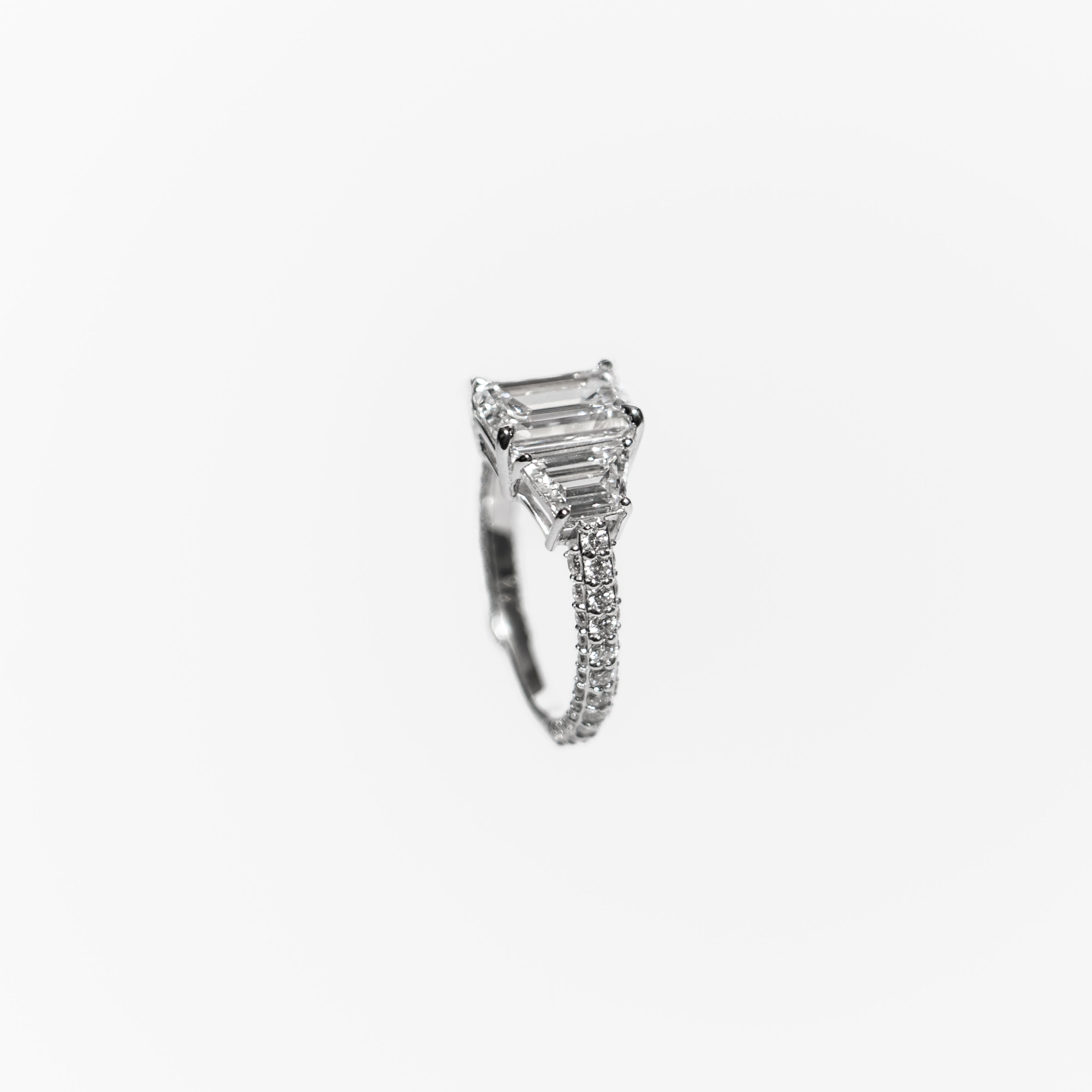 Imperium Emerald Diamond Ring