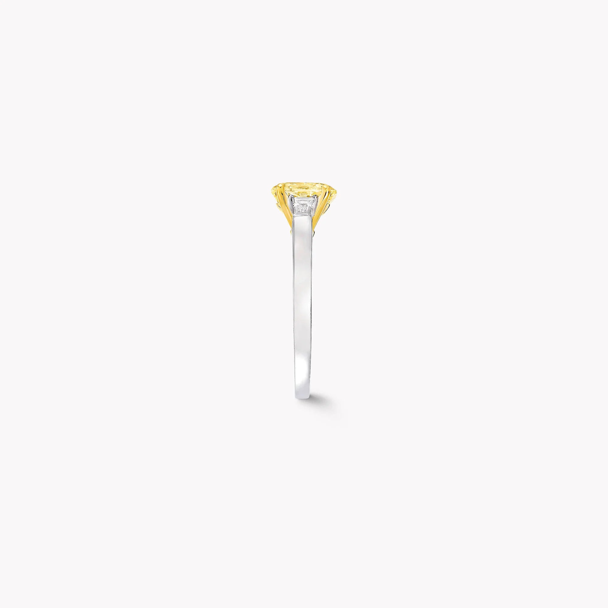 2.50 CT Oval Yellow Lab Diamond Ring with Tapered Baguette Side Stones – IGI Certified | 18K Gold