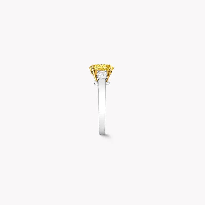 2.56 Carat Fancy Yellow Oval Diamond Ring with Pear Side Stones – IGI Certified Lab Diamond Engagement Ring in 18K Gold