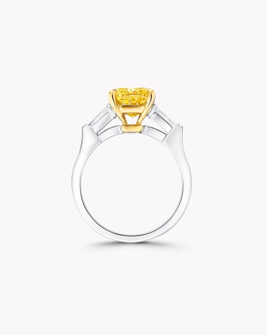 1.0 Carat Asscher Cut Fancy Vivid Yellow Lab Diamond Ring – Baguette Sides, 18K Gold | IGI Certified